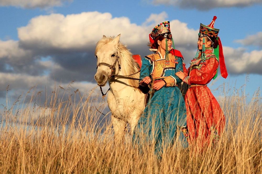 142支隊伍激烈角逐蒙古族服裝大賽,草原風情輪番演繹!_旅游_網